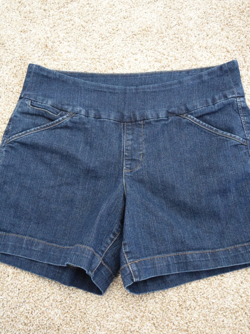 JagJeans Classic Fit Denim Cotton Blend Pull On Bermuda Shorts Size 14